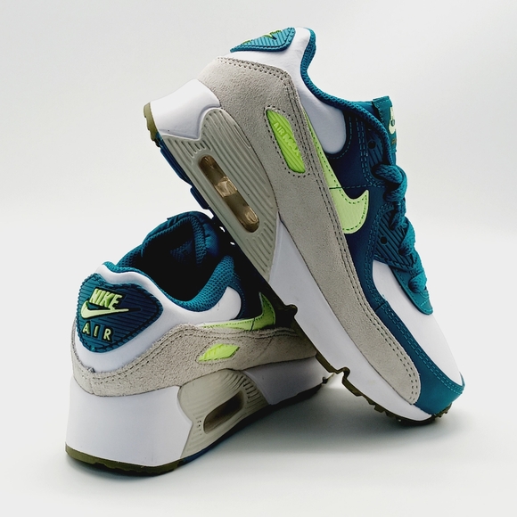 Nike Air Max 90 LTR Lifestyle Shoes Size 3 Youth Unisex - Picture 9 of 9